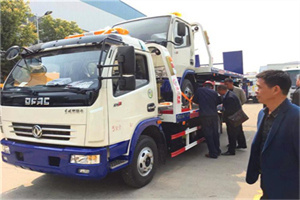 泰顺汽车道路救援拖车价格